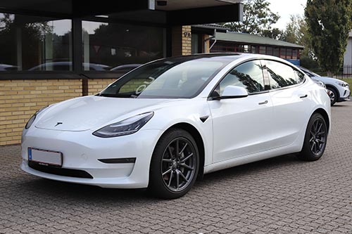 Tesla Model 3 Long Range AWD Pearlwhite til salg