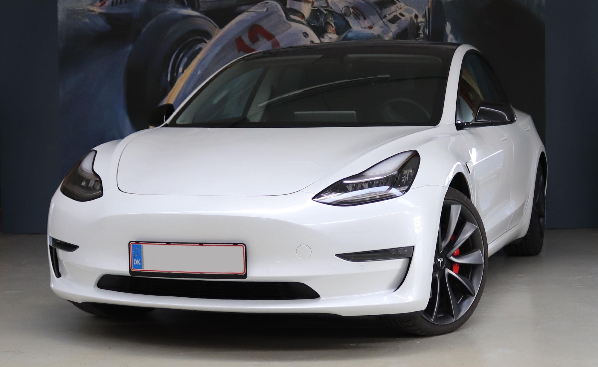 Tesla Model 3 Performance Pearlwhite til salg