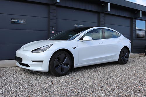 Tesla Model 3 Standard Range+ RWD Pearlwhite til salg